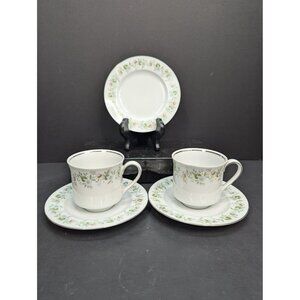 Johann Haviland Forever Spring Pattern 2 Teacups and Saucers 1 Dessert Plate